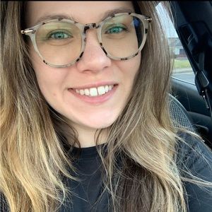 Meet your Posher, Brianne